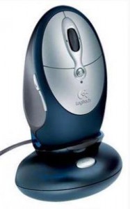 Logitech Мышь Cordless Click! Plus rechargeable Optical Mouse